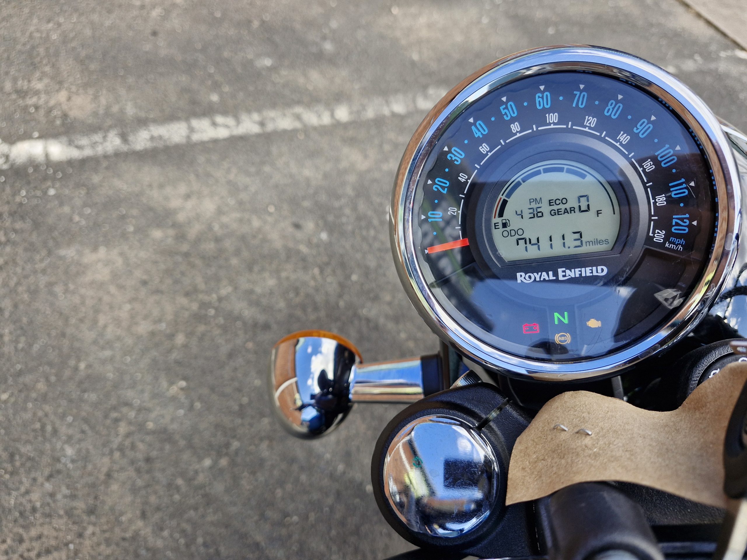 Royal Enfield Meteor (2024) - Image 7