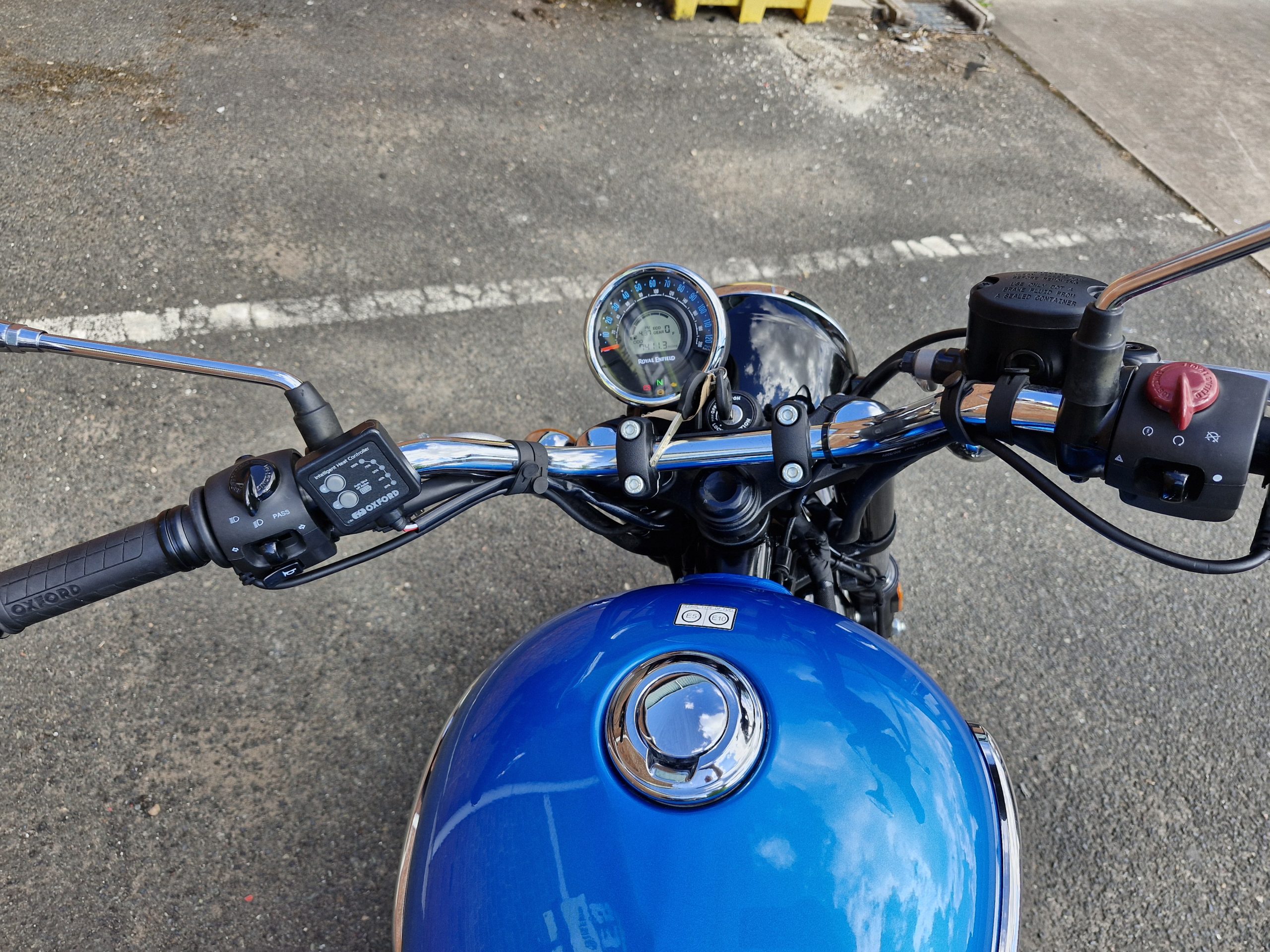 Royal Enfield Meteor (2024) - Image 8