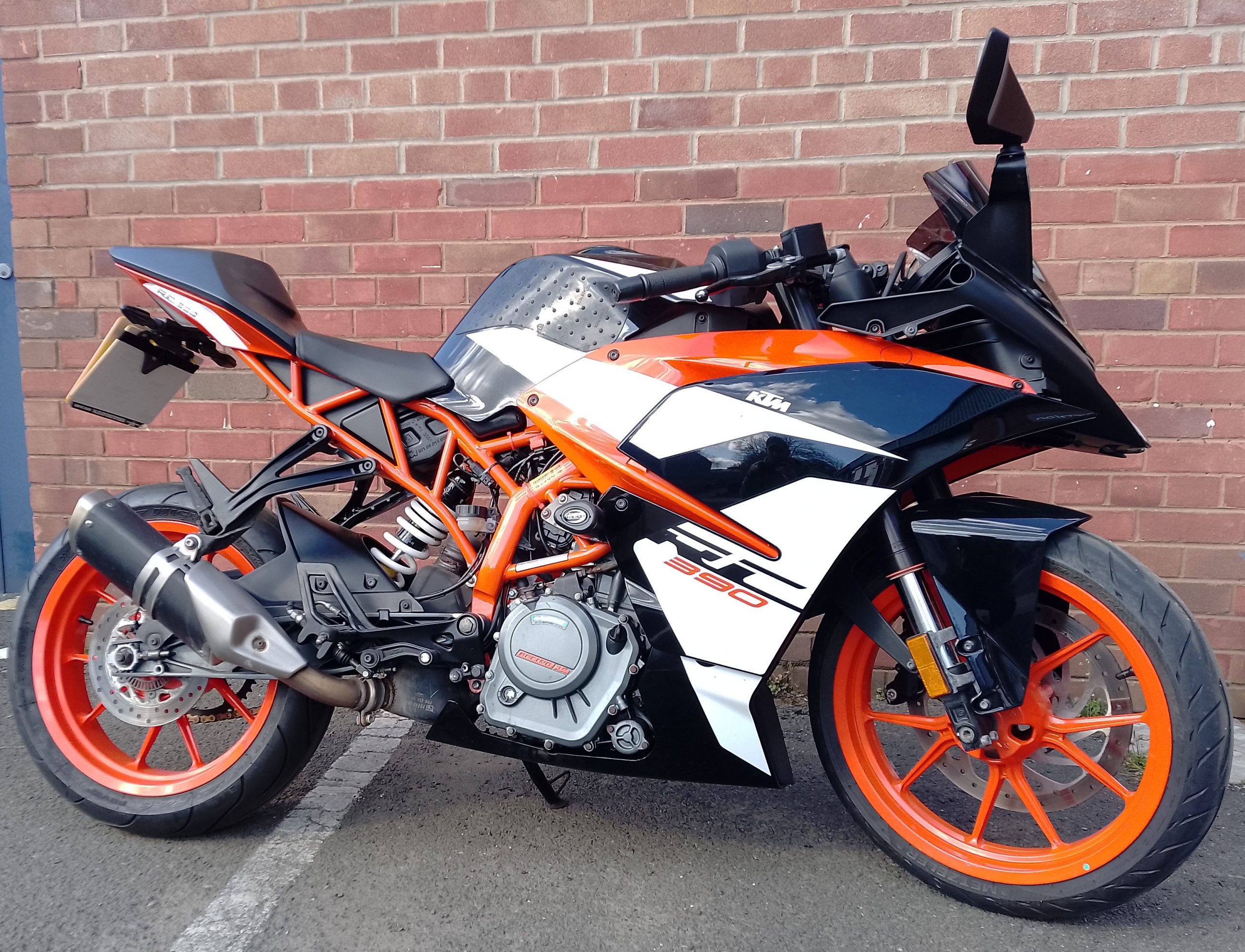 KTM RC 390 (2018) - Image 20
