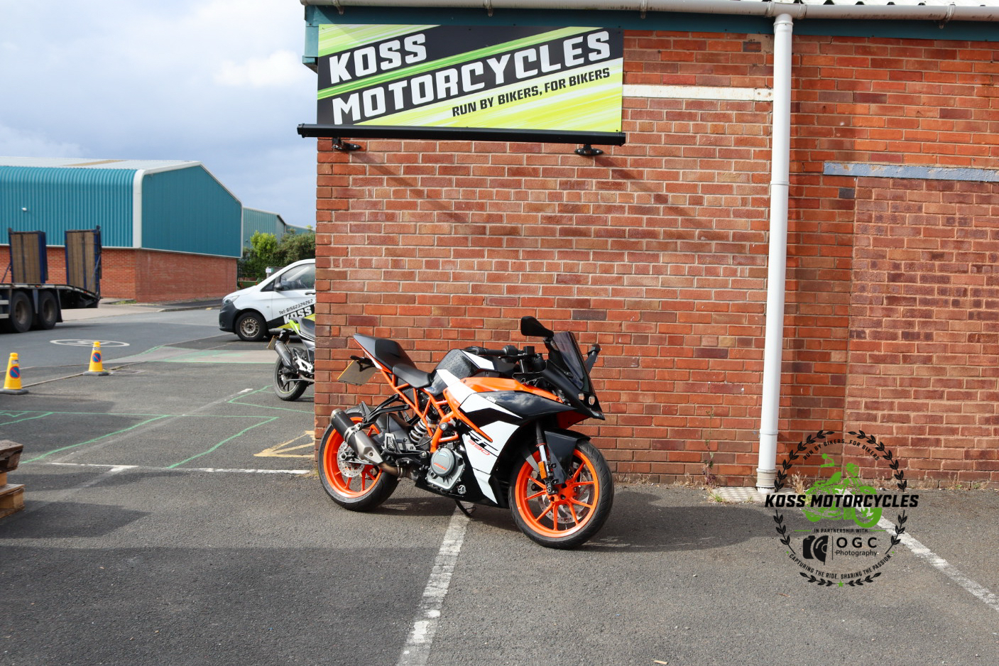 KTM RC 390 (2018) - Image 12