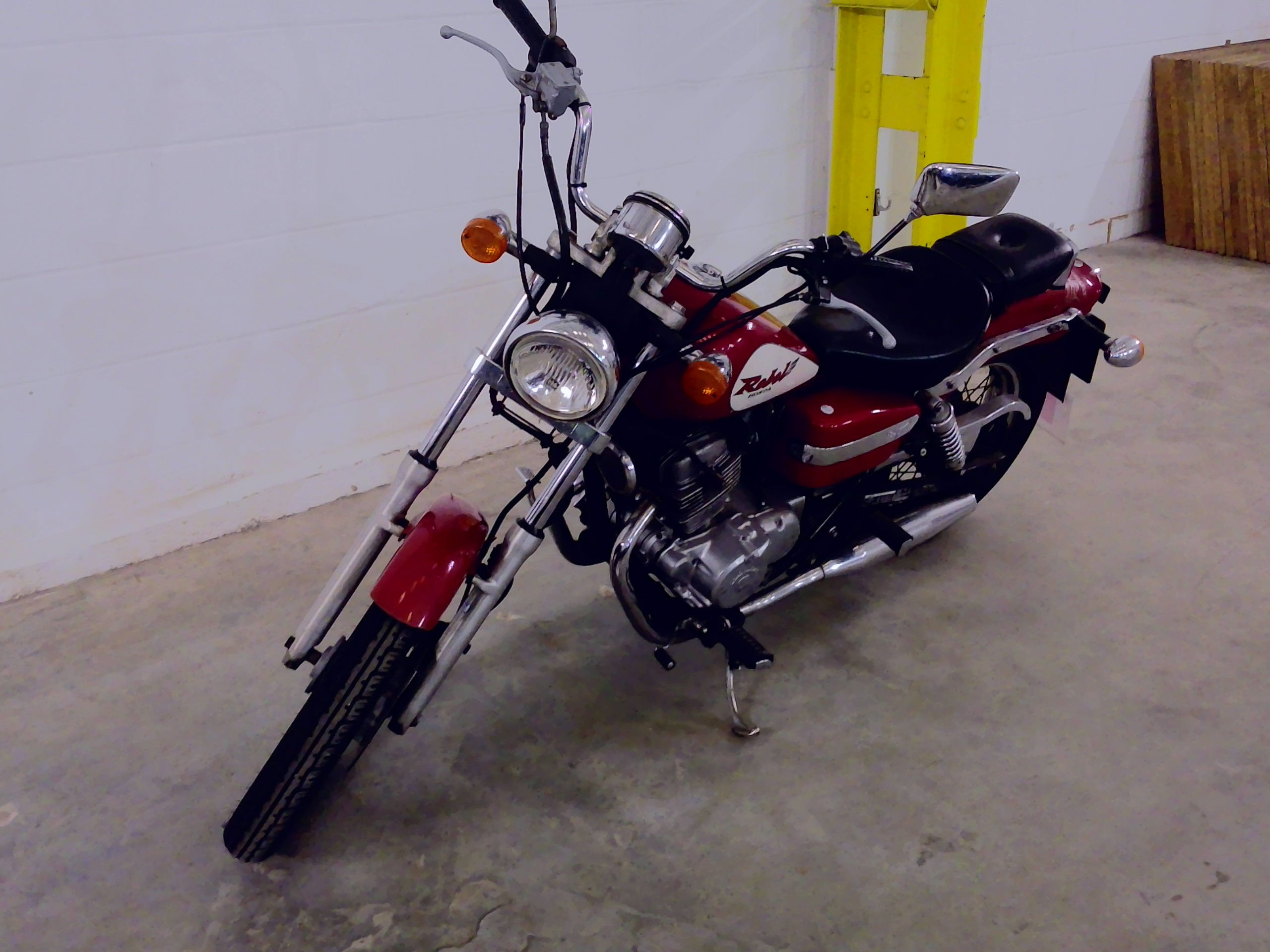Honda CA 125 Rebel - Image 6