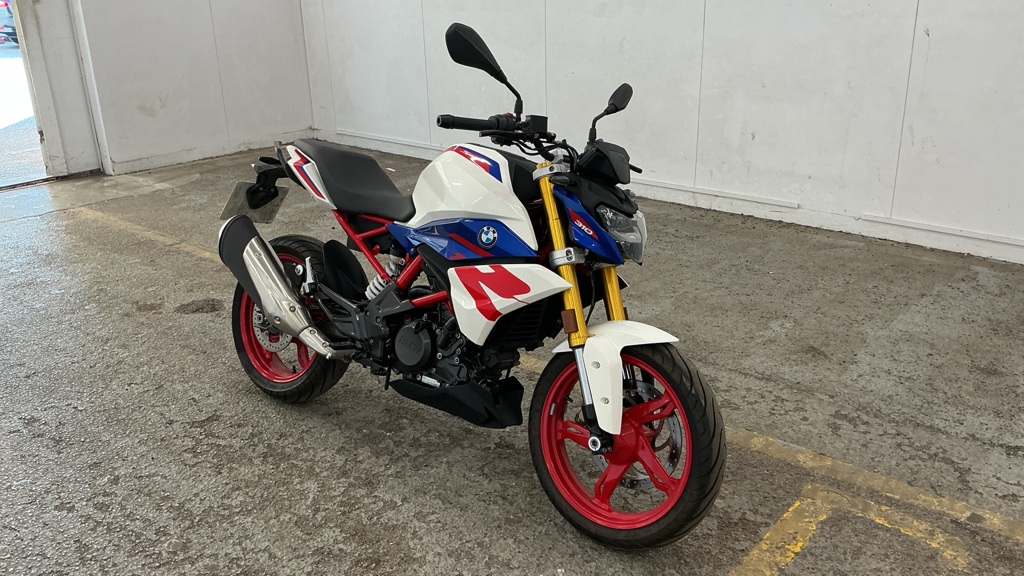 BMW G 310 R (2023)
