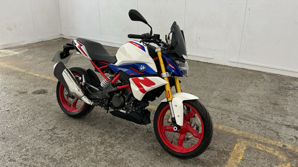 BMW G 310 R (2023)