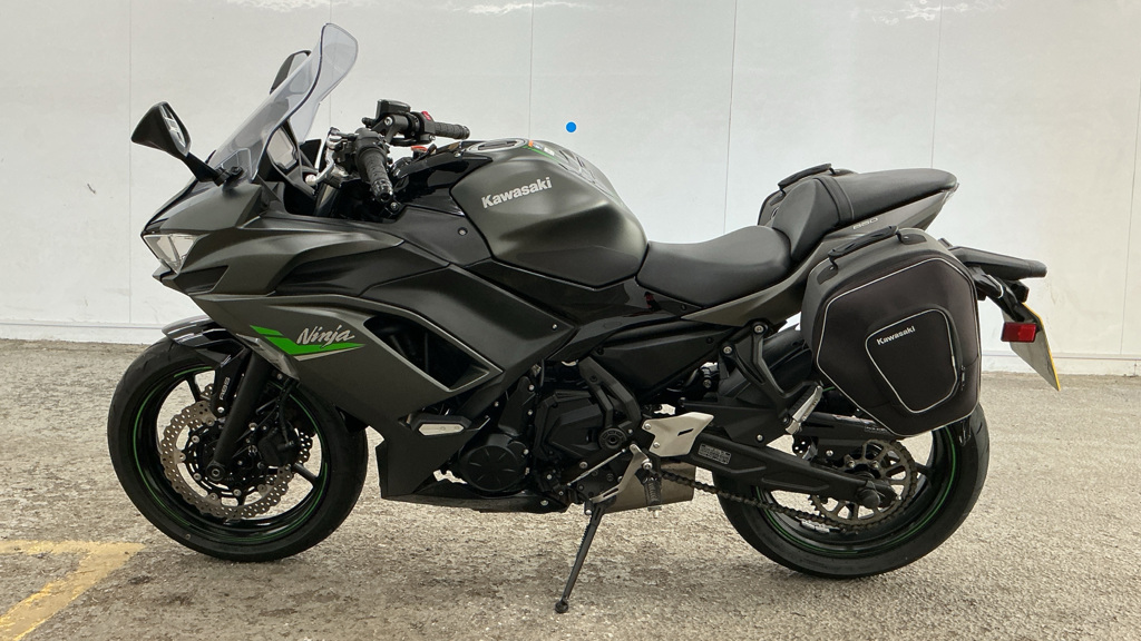 Kawasaki Ninja 650 (2023) - Image 4