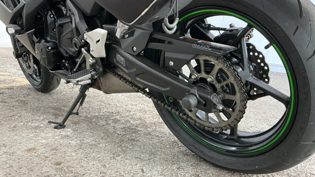 Kawasaki Ninja 650 (2023) - Image 6